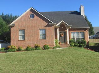 1324 Wineberry Rd, Powell, TN 37849