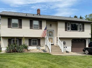 70 Millbrook Rd, Meriden, CT 06450