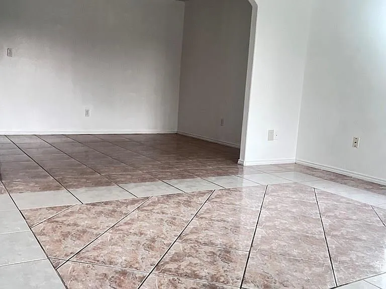 4318 Waco Rd #1 — Photo 3