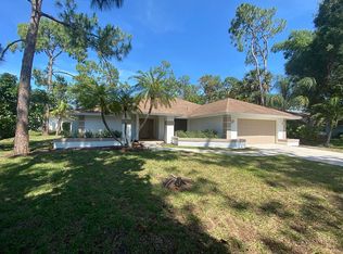 2225 Royal Ln, Naples, FL 34112