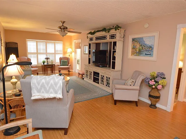 12760 Indian Rocks Rd #1110 — Photo 14
