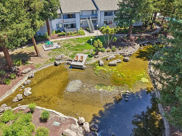 Country Brook Rental Condos — Photo 21