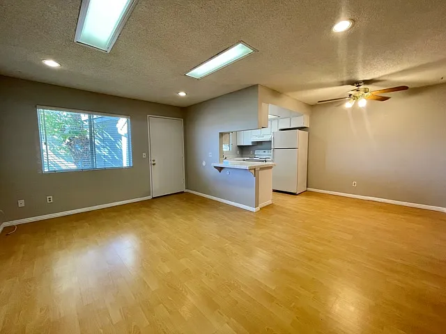 4813 Parks Ave — Photo 6