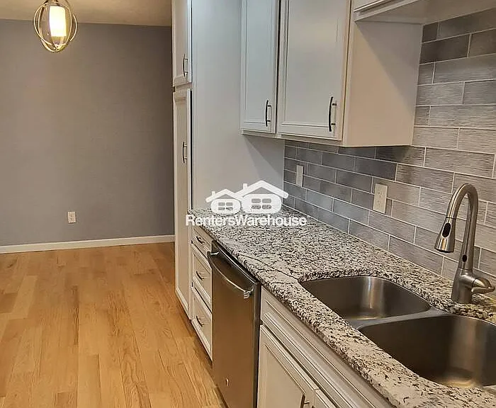 950 Butte Ct — Photo 8