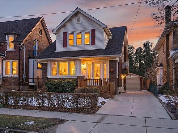 3rd image of 436 Maple Ave