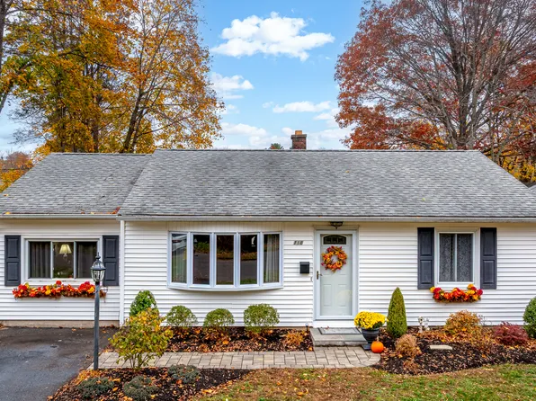 118 Hellstrom Road, East Haven, CT 06512