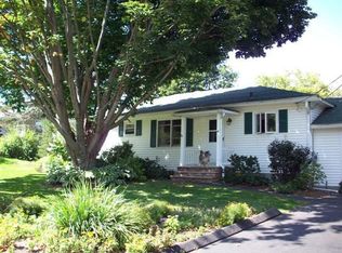 46 Benlise Dr, Williamstown, MA 01267