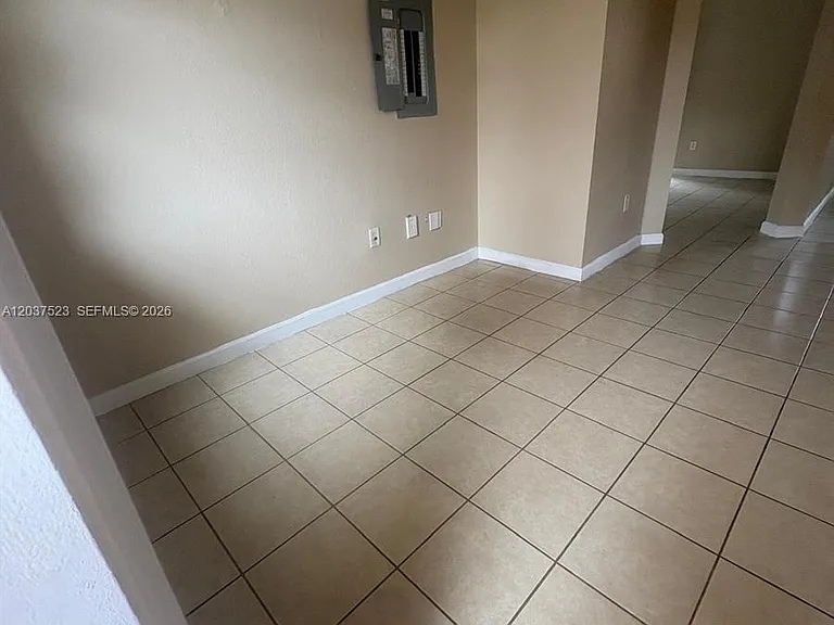 1690 NE 33rd Ave #109-6 — Photo 3