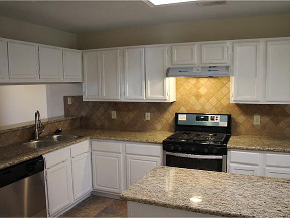 5th image of 1623 Kriswood Dr
