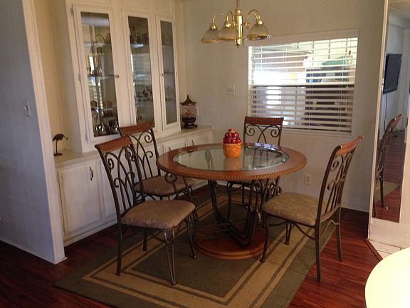 4th image of 242 Pelican Dr N