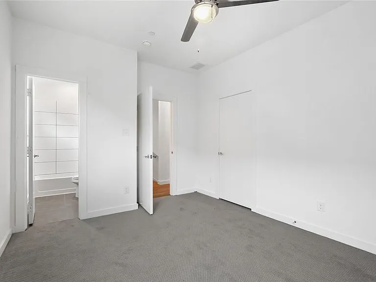 4713 Bryan St #504 — Photo 21