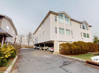 3 River Rd, Secaucus, NJ 07094