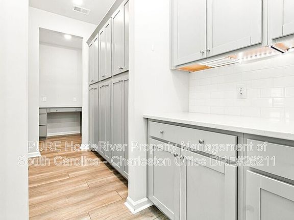 5th image of 476 Richfield Way