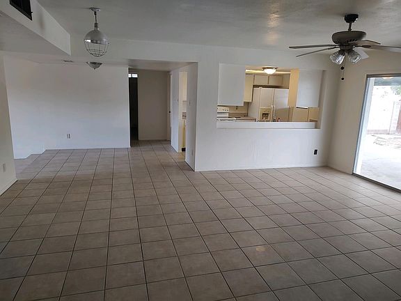 4th image of 1097 E Carter Dr
