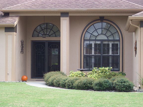 close up front entry