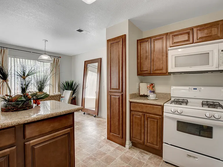 Canyon Creek Villas — Photo 38