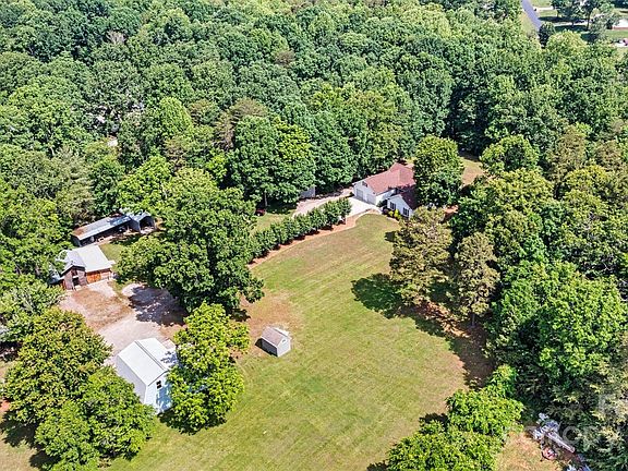 5th image of 6992 Sherrills Ford Rd