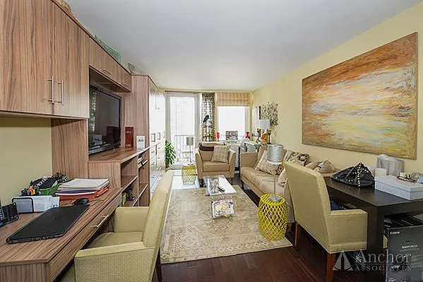 Sold by Anchor Associates | media 1
