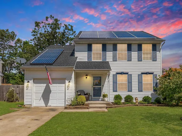28 Crestwood Cir, Egg Harbor Township, NJ 08234