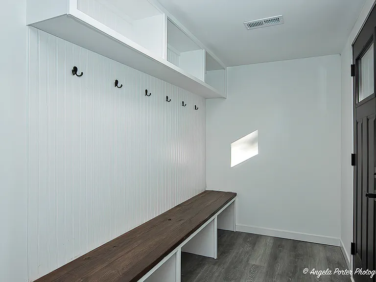 23576 N Overhill Dr — Photo 3
