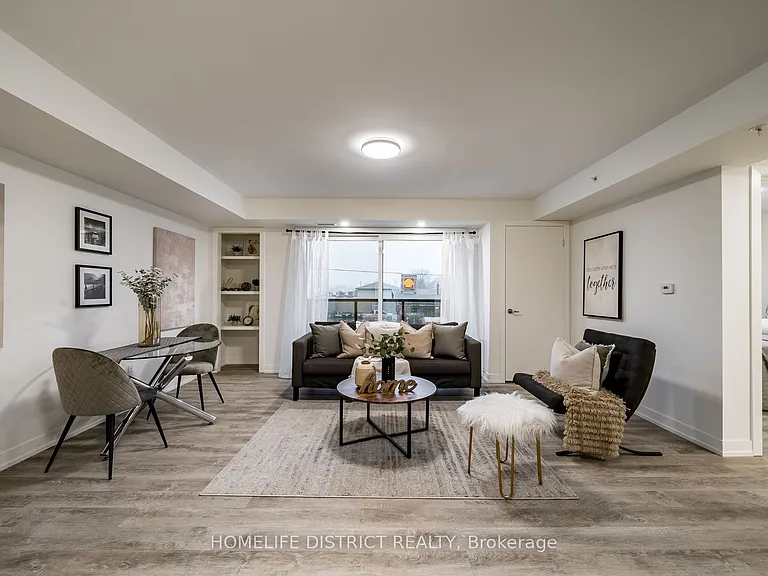 976 Simcoe St N #202 — Photo 3