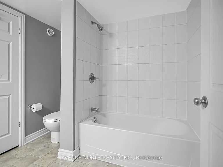 772 Chapman Mills Dr #A — Photo 28