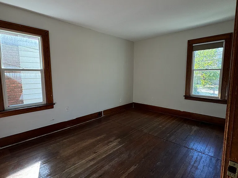 521 Rankin Ave — Photo 9