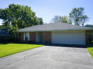 107 Sweet Bay Ln, Lafayette, LA 70507