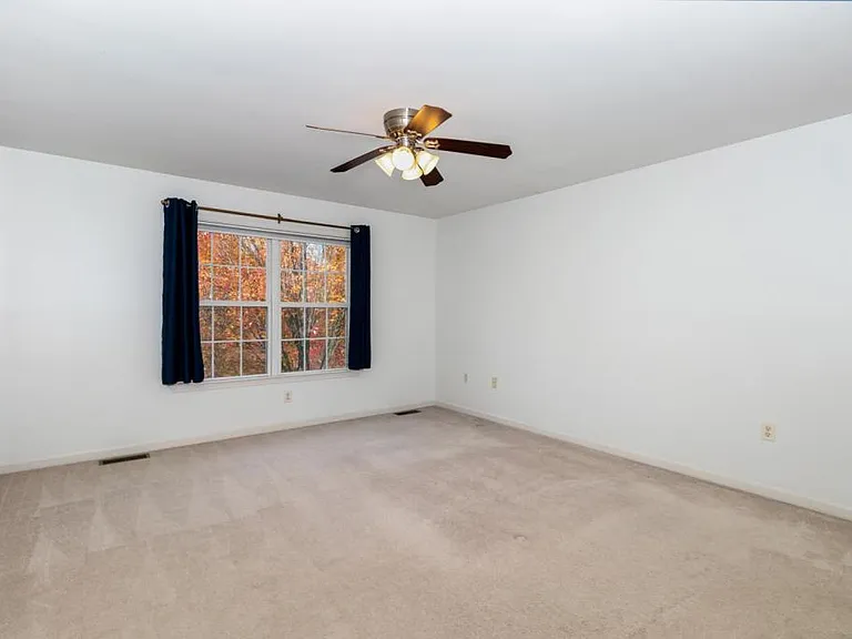 1172 Heron Ct — Photo 10