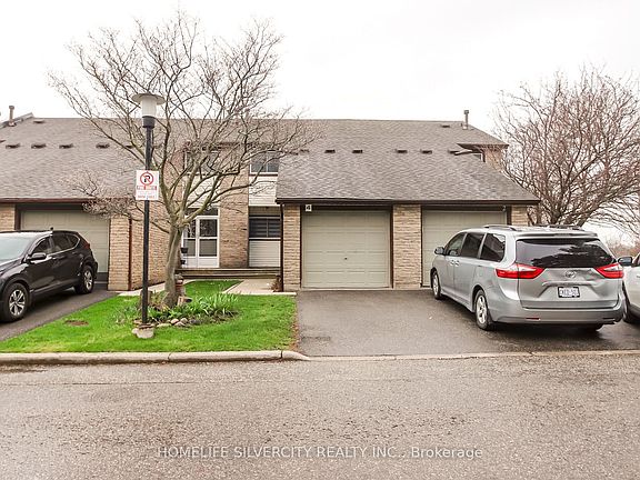 3rd image of 50 Silverbell Grv #4
