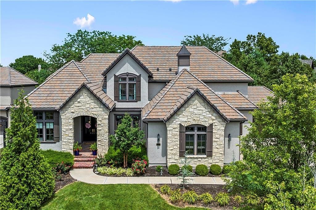 11410 W 161st Ter, Overland Park, KS 66221 | Zillow