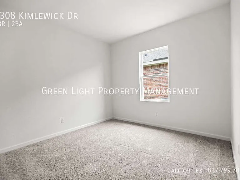 8308 Kimlewick Dr — Photo 9
