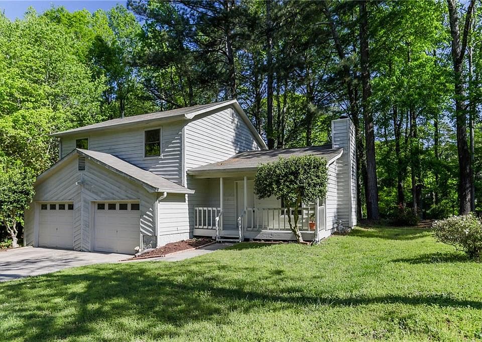 1st image of 2665 Deerfield Cir SW