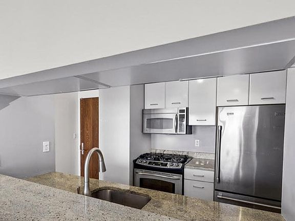 3rd image of 4 Martine Ave #300
