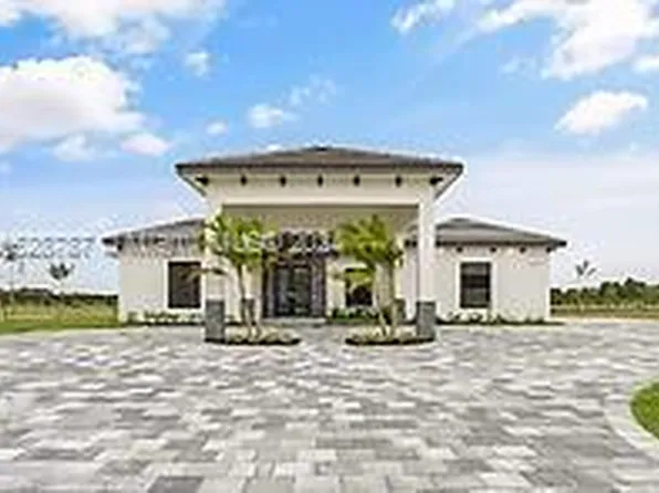 18381 SW 224th St, Miami, FL 33170