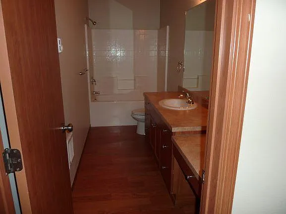 205 E Kristen Ave — Photo 4