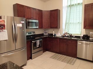 90 W Gay St, Waynesboro, PA 17268