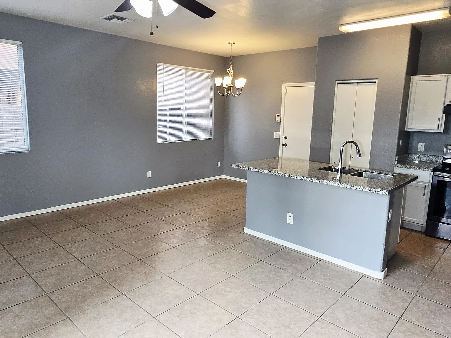 E Bloch Rd, Phoenix — Photo 3