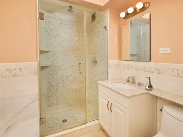 460 East 79th Street image 12 of 19