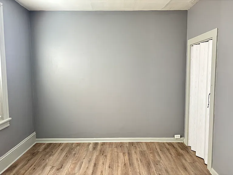 4019 Newark Ave #2 — Photo 6