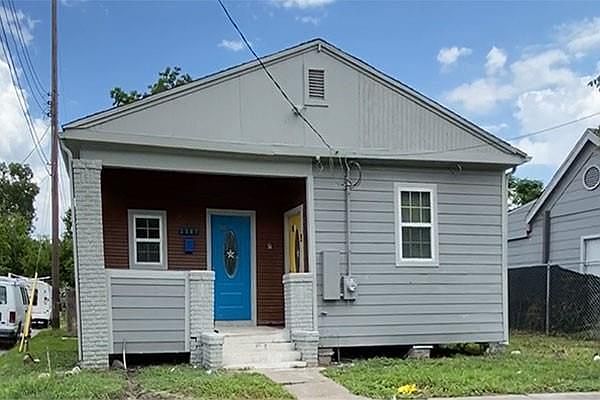 1st image of 3307 Ennis St