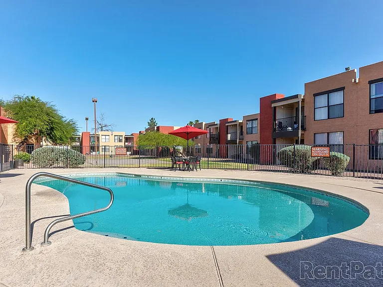 Bella Vista — Photo 9