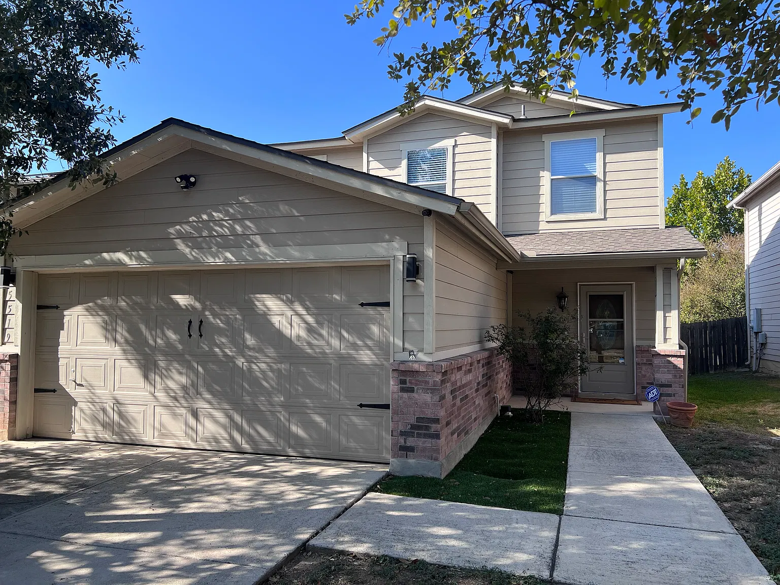5519 Spring Walk — Photo 1