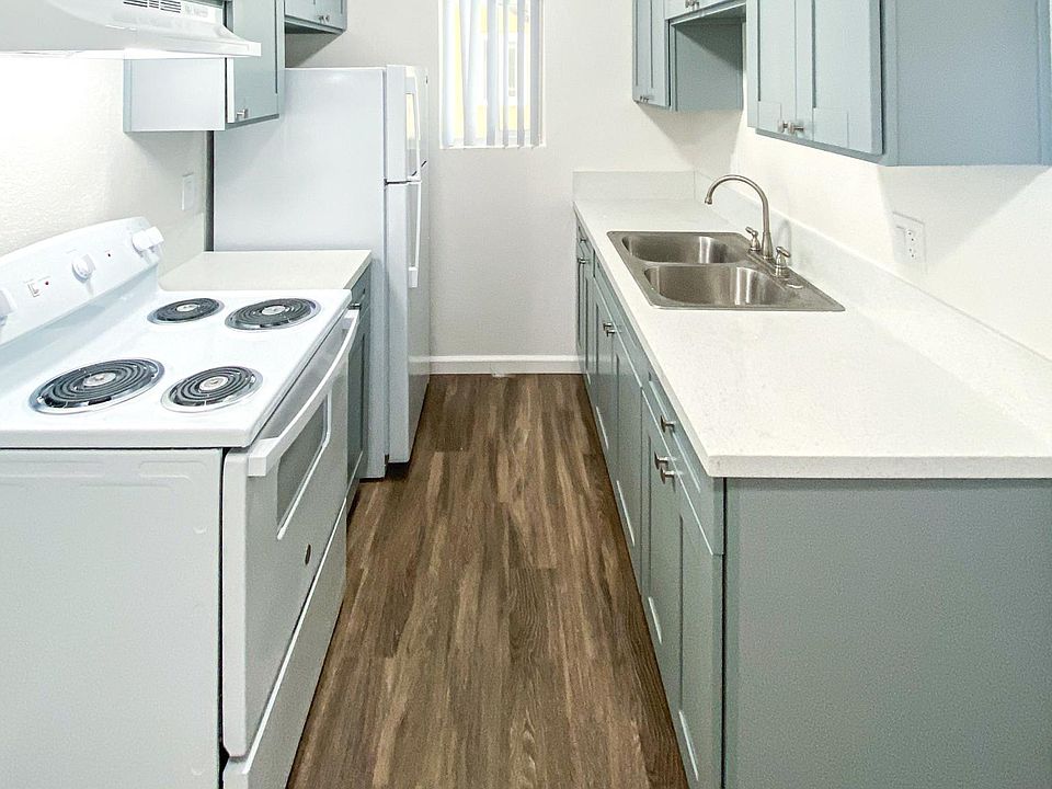 1st image of 3119 Valle Ave #1