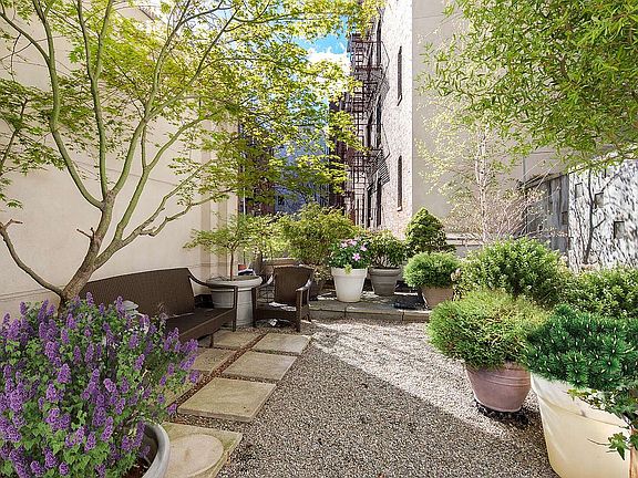 5th image of 300 W 14th St #203