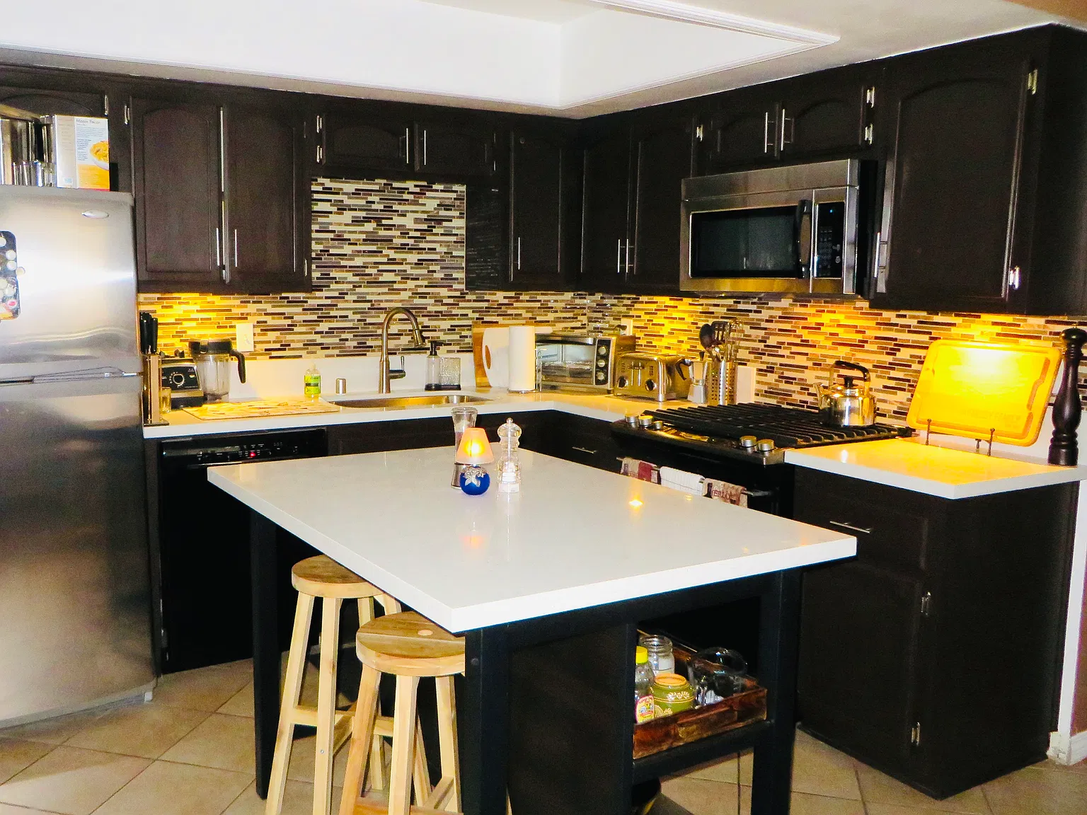 2 bed, 1400 sqft, $3,100 — Photo 1