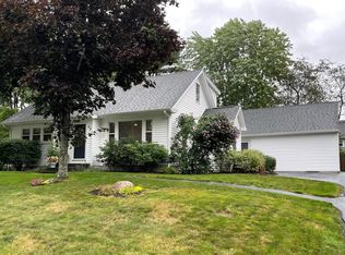 69 Maple Ave, Scarborough, ME 04074