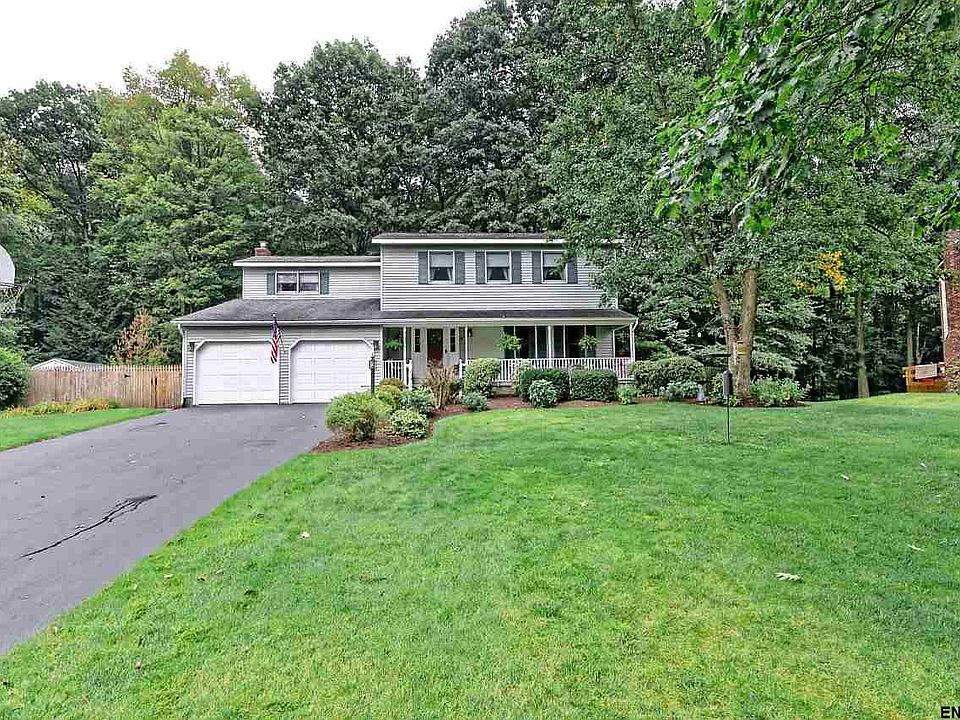 1st image of 64 Esopus Dr