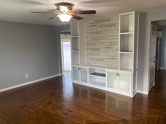 3rd image of 7724 Old Clinton Pike