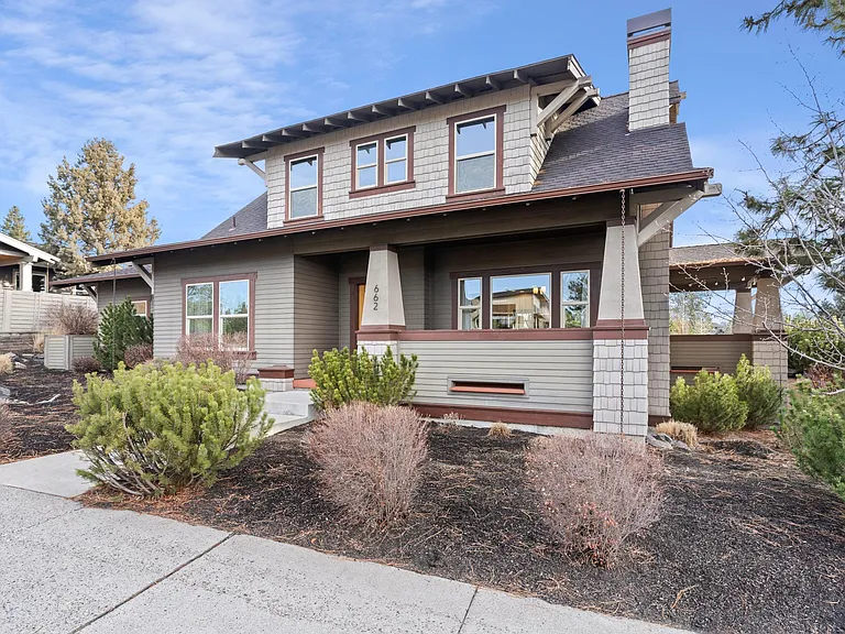 662 NW Mount Washington Dr — Photo 31